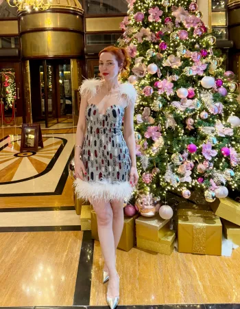 Geometrik Desen Tüylü Mini Elbise - Plumas Geometricas