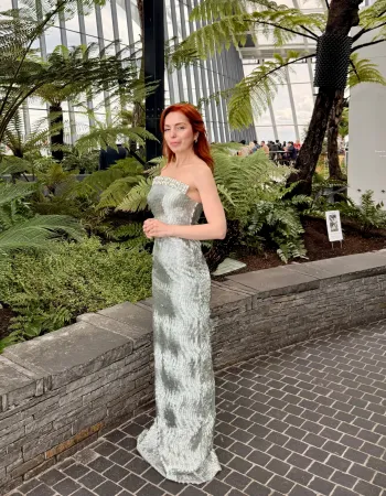 Gri Işıltılı Taş Yaka Detaylı Elbise - Luz De La Luna