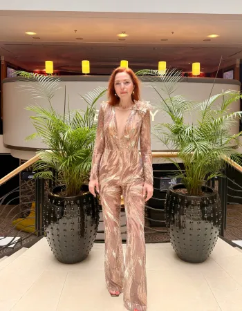 İşlemeli Çiçek Detaylı Tulum - Flor De Cristal